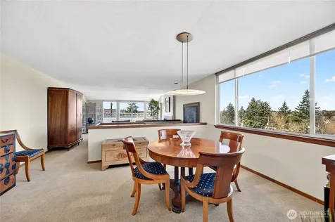 2350 10th Avenue E Seattle WA 98102