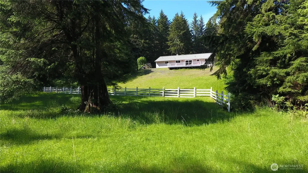 2619 Mora Road Forks WA 98331