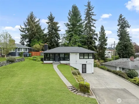 7522 Olympus Drive W Tacoma WA 98466