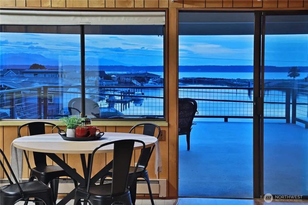 3621 Shorewood Avenue Greenbank WA 98253