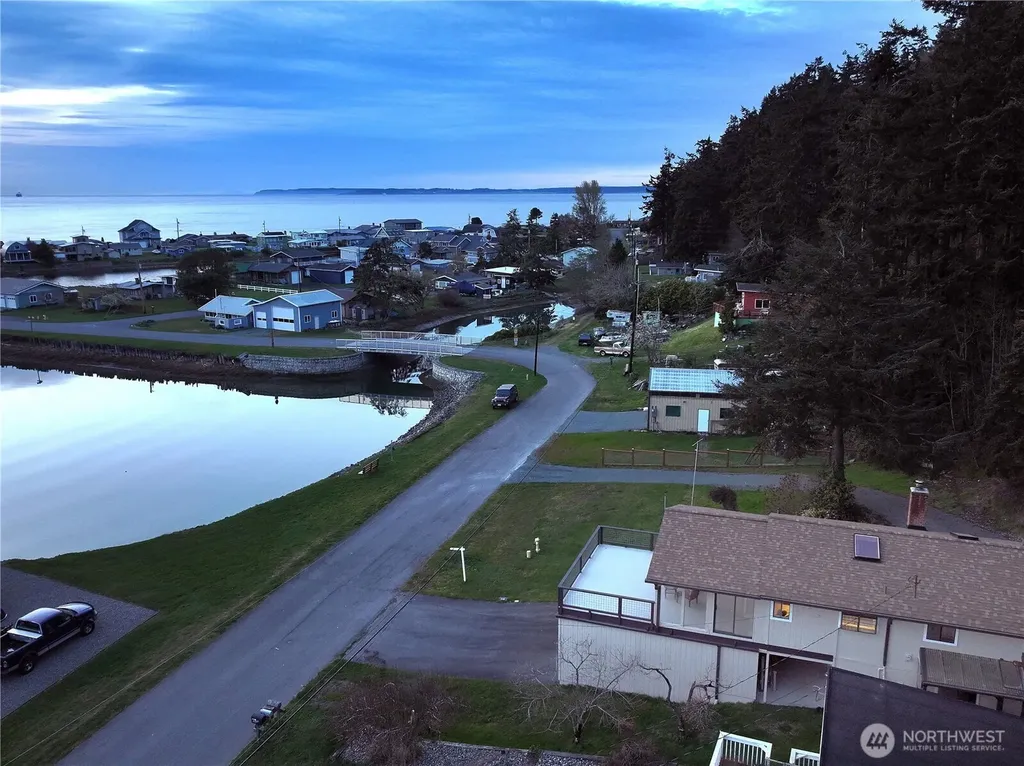 3621 Shorewood Avenue Greenbank WA 98253