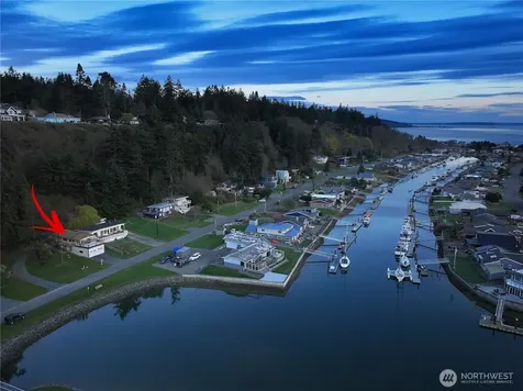 3621 Shorewood Avenue Greenbank WA 98253