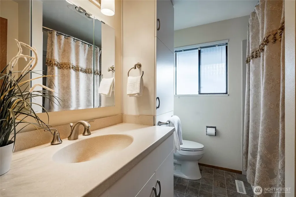 5411 Nootka Loop Birch Bay WA 98230