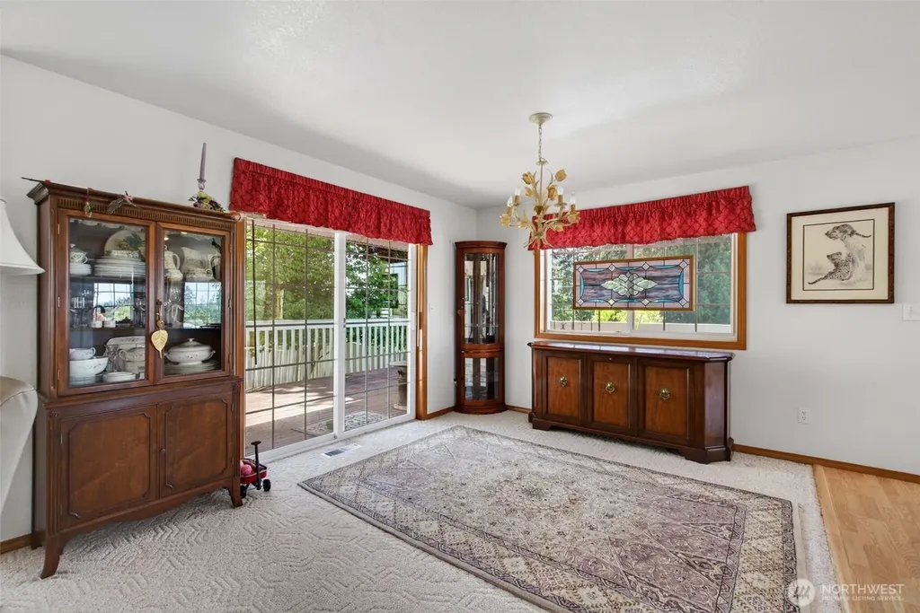 128 Jackson View Drive Chehalis WA 98532