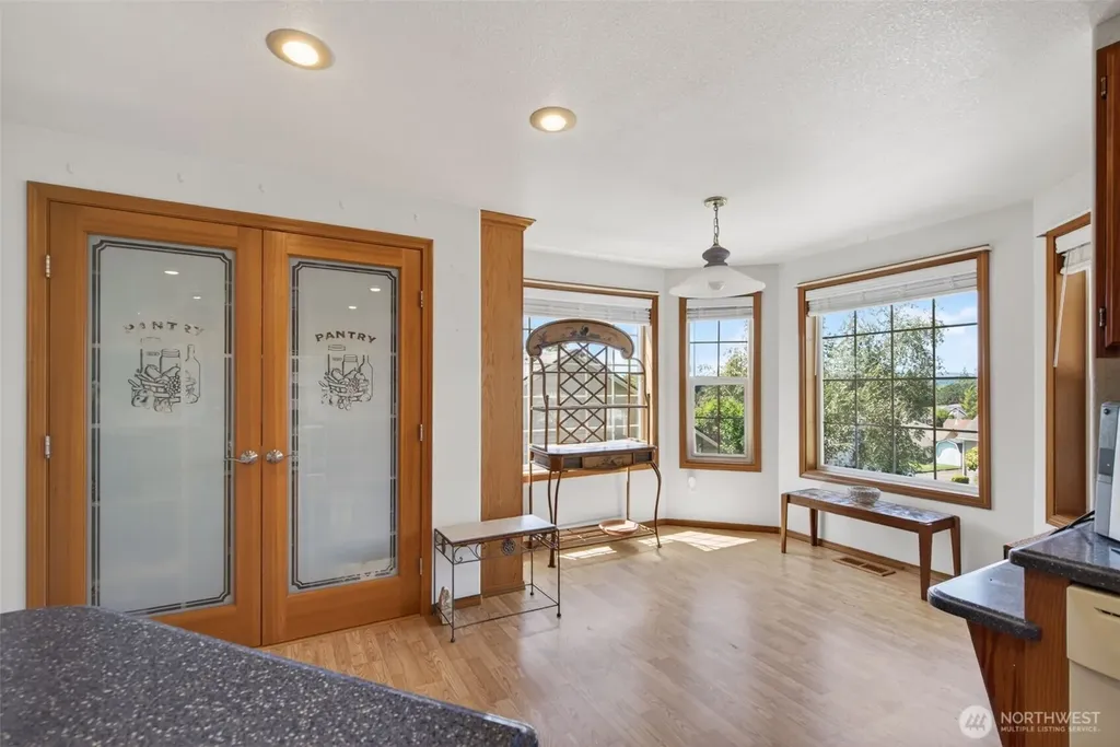 128 Jackson View Drive Chehalis WA 98532