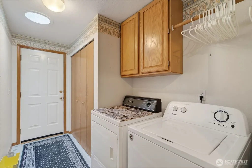 128 Jackson View Drive Chehalis WA 98532