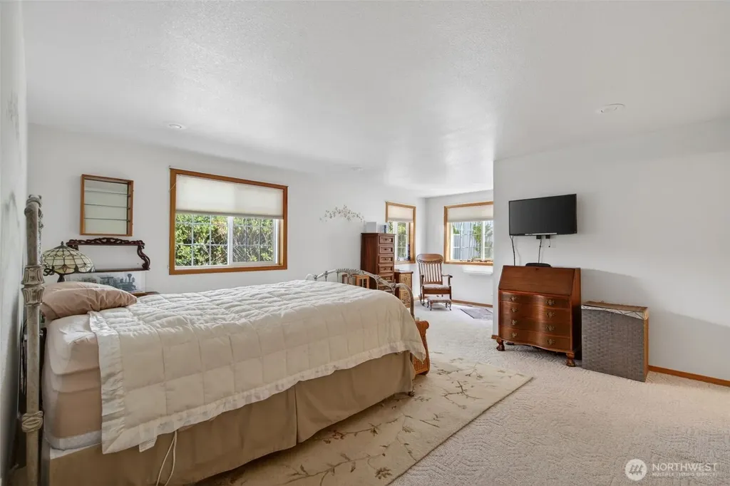128 Jackson View Drive Chehalis WA 98532
