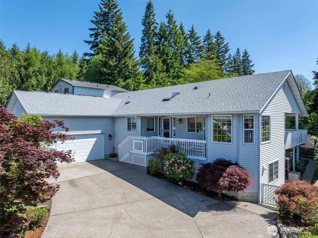 128 Jackson View Drive Chehalis WA 98532