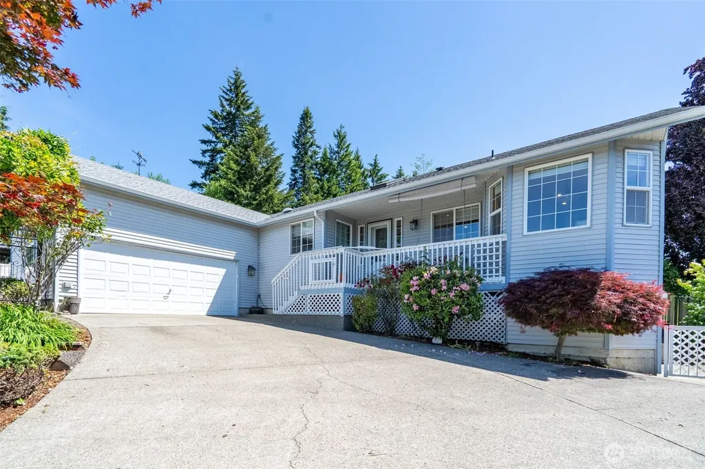 128 Jackson View Drive Chehalis WA 98532