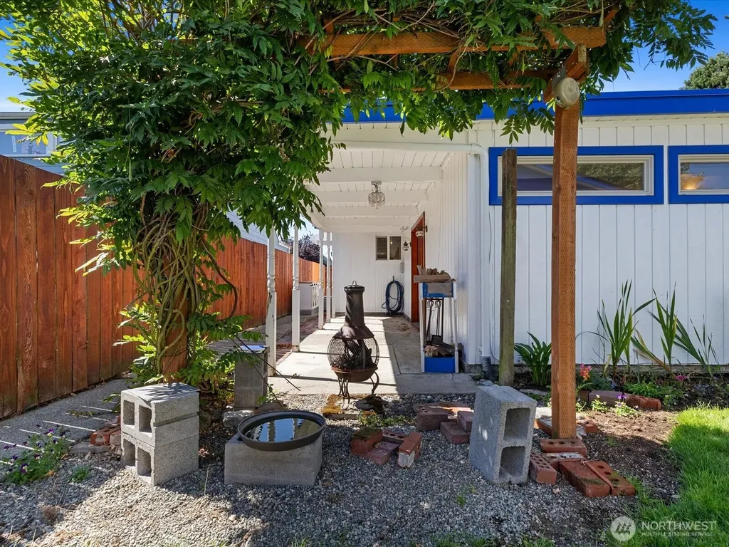 1035 Oakes Avenue Everett WA 98201