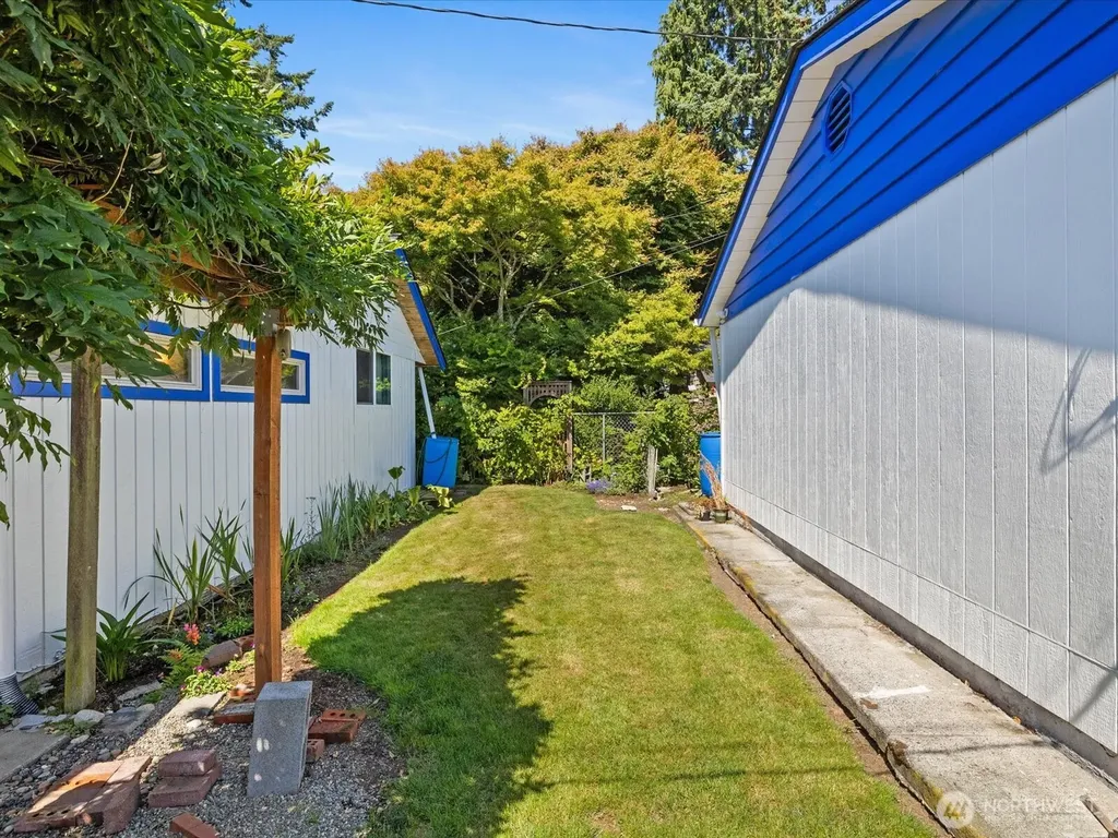 1035 Oakes Avenue Everett WA 98201