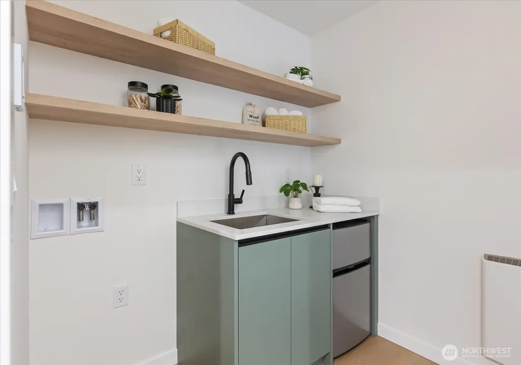 3120 Queen Anne Avenue N Seattle WA 98109