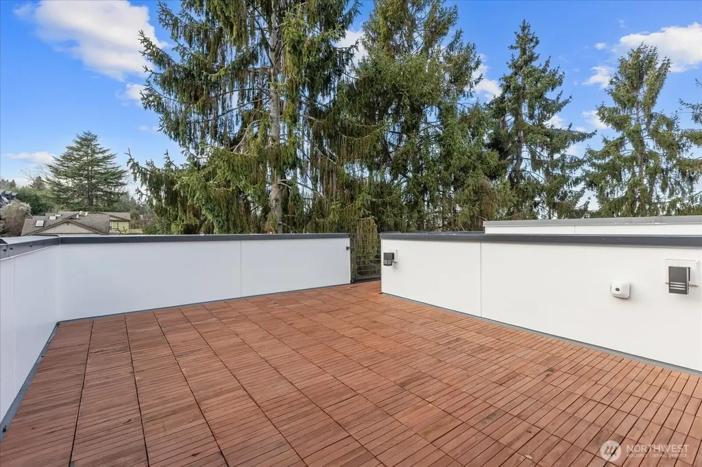 3120 Queen Anne Avenue N Seattle WA 98109