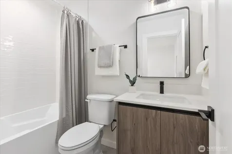 3120 Queen Anne Avenue N Seattle WA 98109