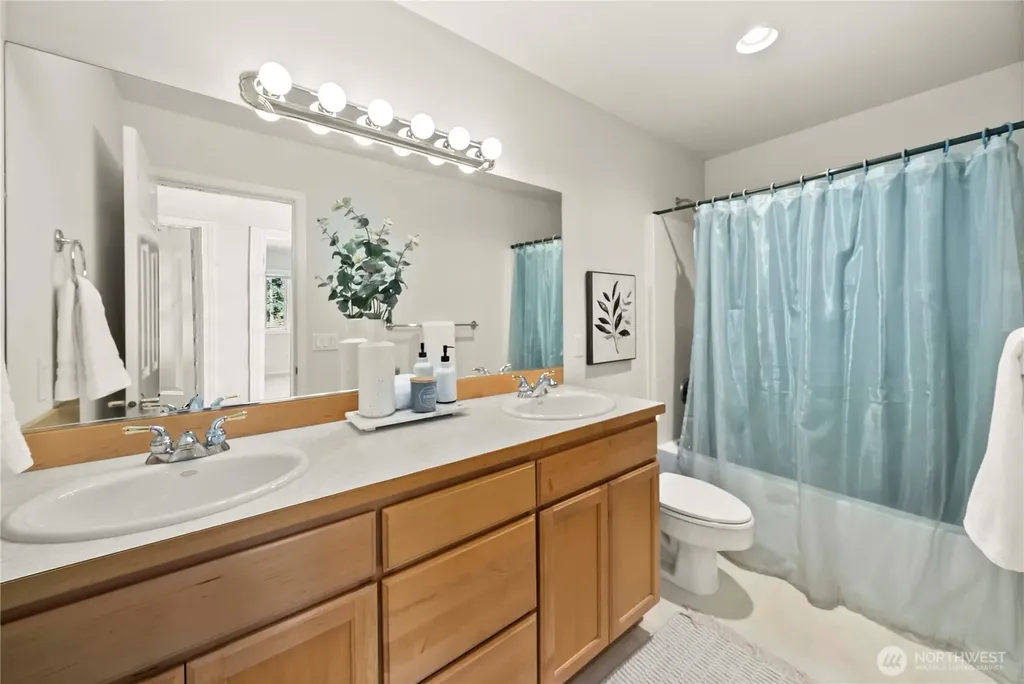 31425 36th Avenue SW Federal Way WA 98023