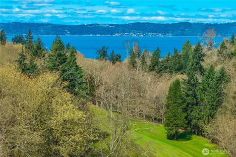 31425 36th Avenue SW Federal Way WA 98023