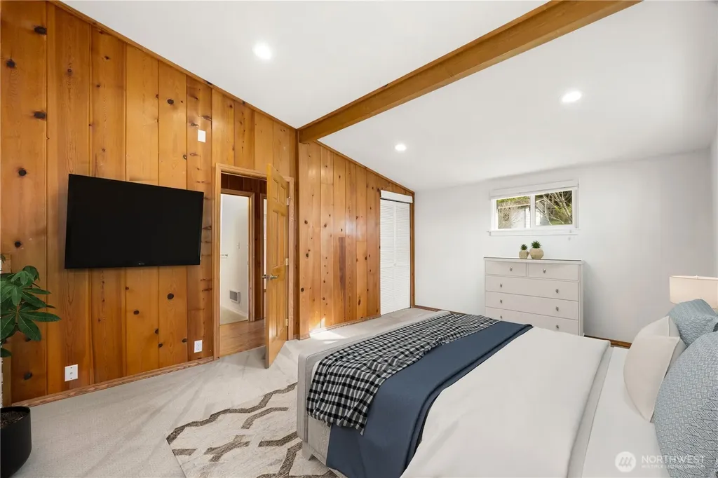 17888 Cobahud Road La Conner WA 98257