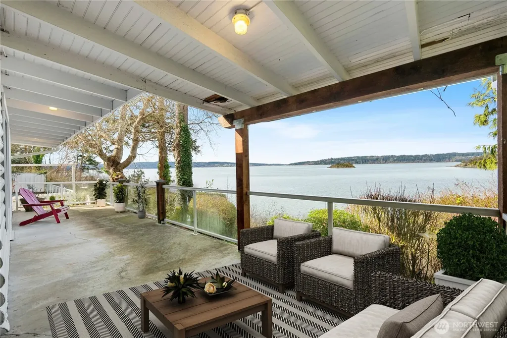 17888 Cobahud Road La Conner WA 98257