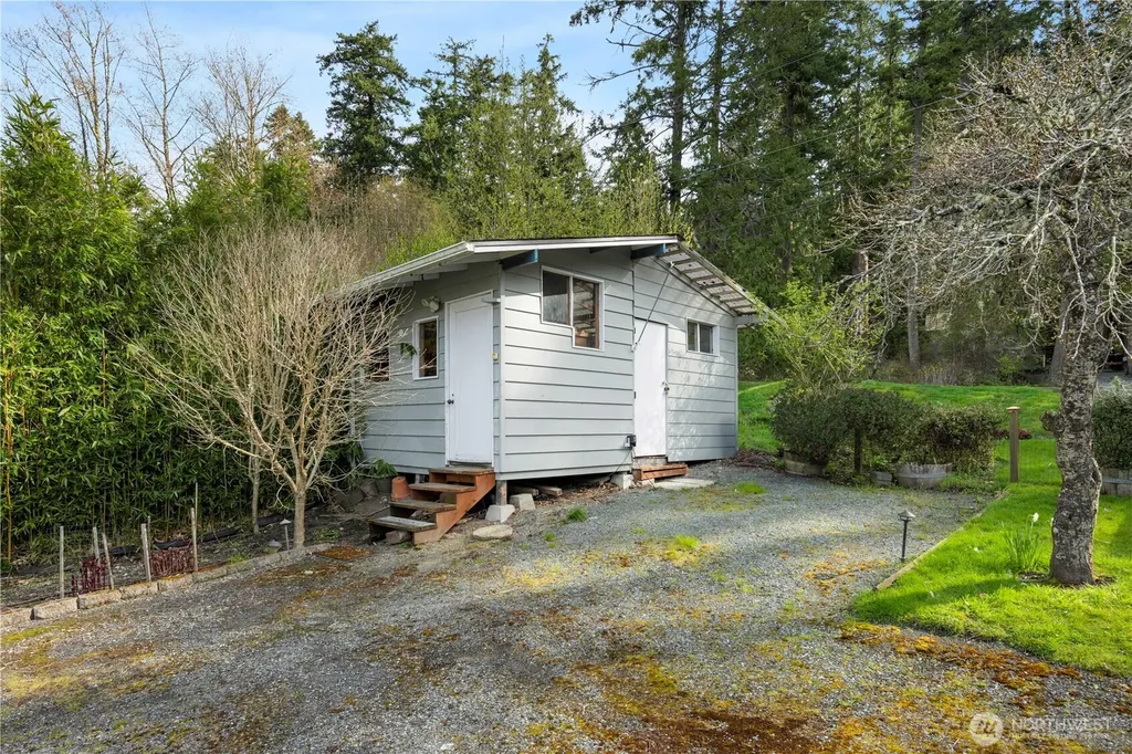 17888 Cobahud Road La Conner WA 98257