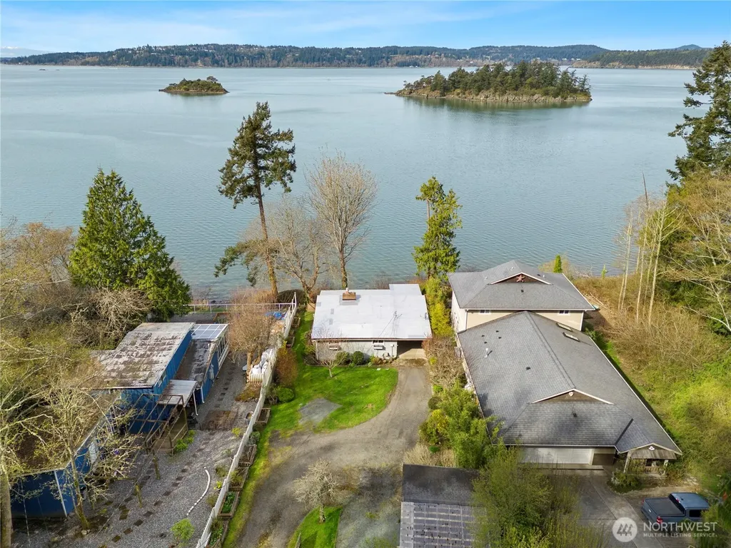 17888 Cobahud Road La Conner WA 98257