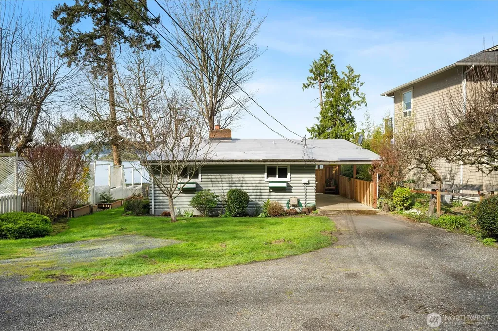 17888 Cobahud Road La Conner WA 98257