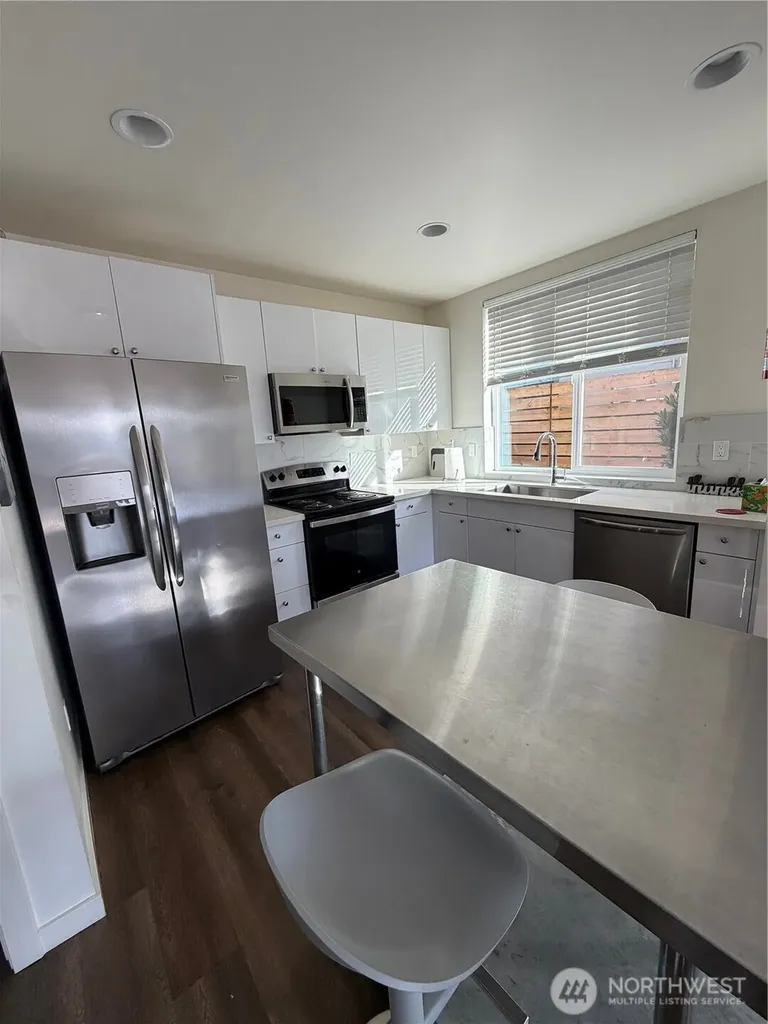 1017 NE 55th Street Seattle WA 98105