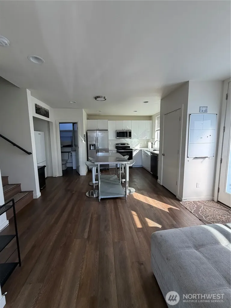 1017 NE 55th Street Seattle WA 98105
