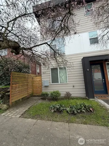 1017 NE 55th Street Seattle WA 98105