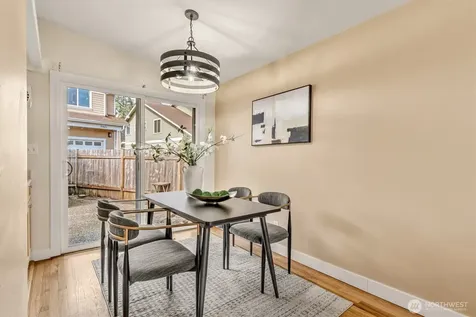 3953 153rd Avenue SE Bellevue WA 98006