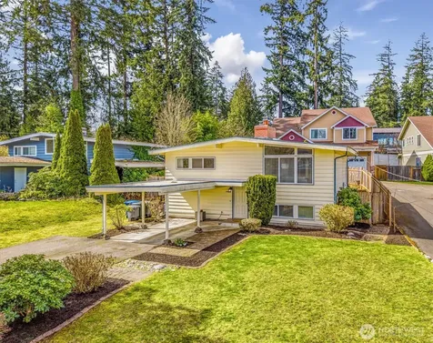 3953 153rd Avenue SE Bellevue WA 98006