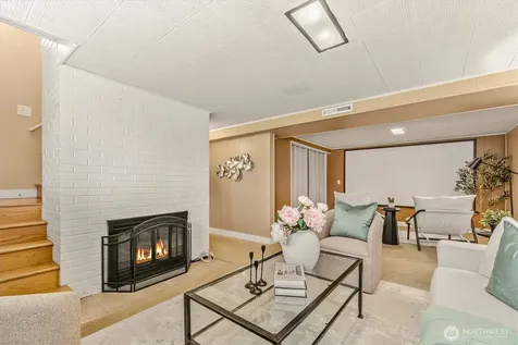 3953 153rd Avenue SE Bellevue WA 98006