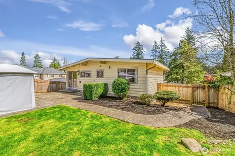 3953 153rd Avenue SE Bellevue WA 98006