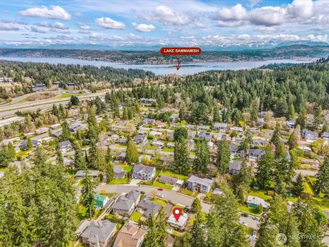 3953 153rd Avenue SE Bellevue WA 98006