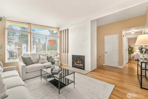 3953 153rd Avenue SE Bellevue WA 98006