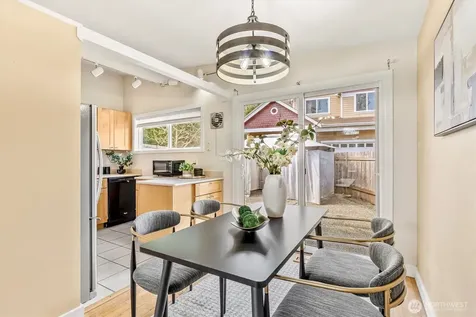 3953 153rd Avenue SE Bellevue WA 98006