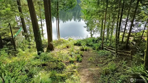 3304 W Ames Lake Drive NE Redmond WA 98053
