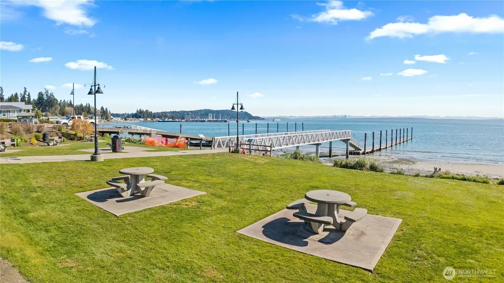 1745 Alaska Avenue E Port Orchard WA 98366