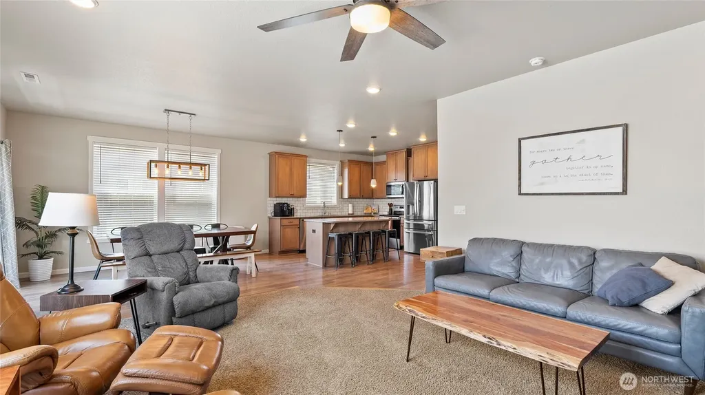 8215 Cardinal Peak Street West Richland WA 99353