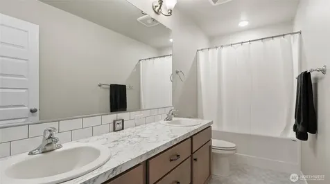 8215 Cardinal Peak Street West Richland WA 99353