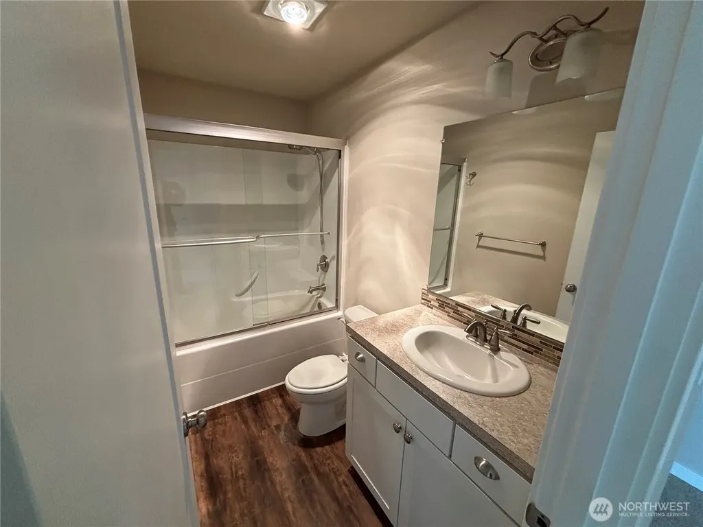 26787 Red Maple Lane NE Kingston WA 98346