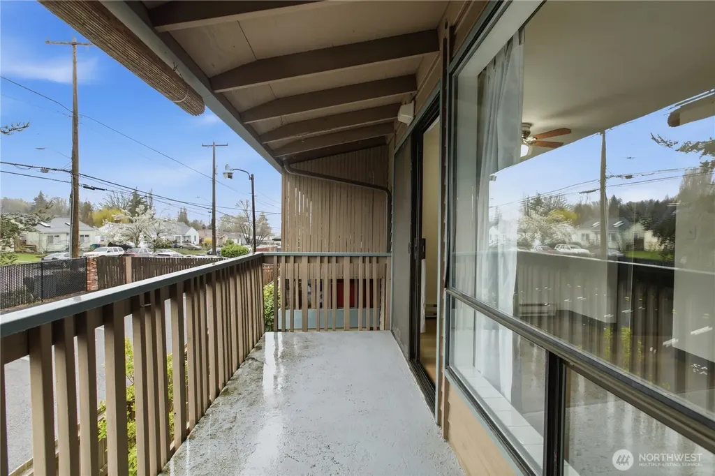 13564 37th Avenue S Tukwila WA 98168