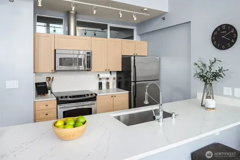 2717 Western Avenue Seattle WA 98121