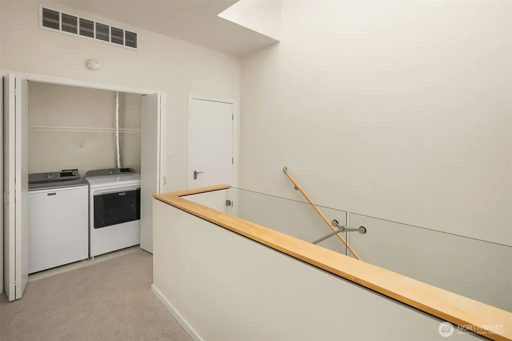 1188 106th Avenue NE Bellevue WA 98004