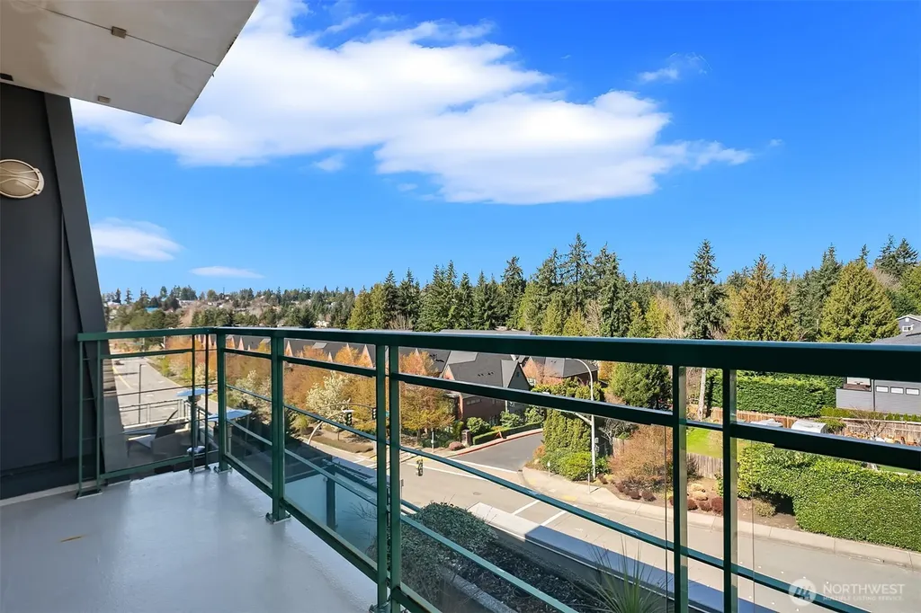 1188 106th Avenue NE Bellevue WA 98004