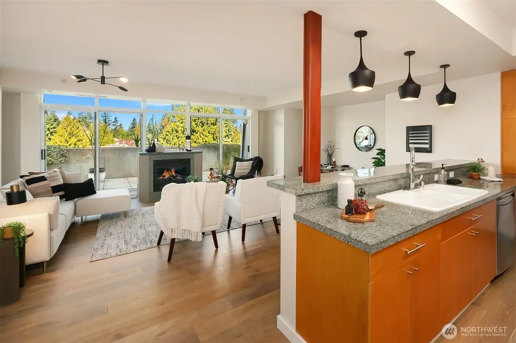 1188 106th Avenue NE Bellevue WA 98004