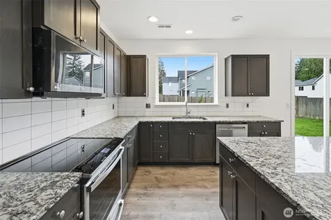 7343 31st Place NE Marysville WA 98270