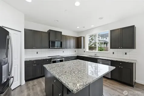 7343 31st Place NE Marysville WA 98270