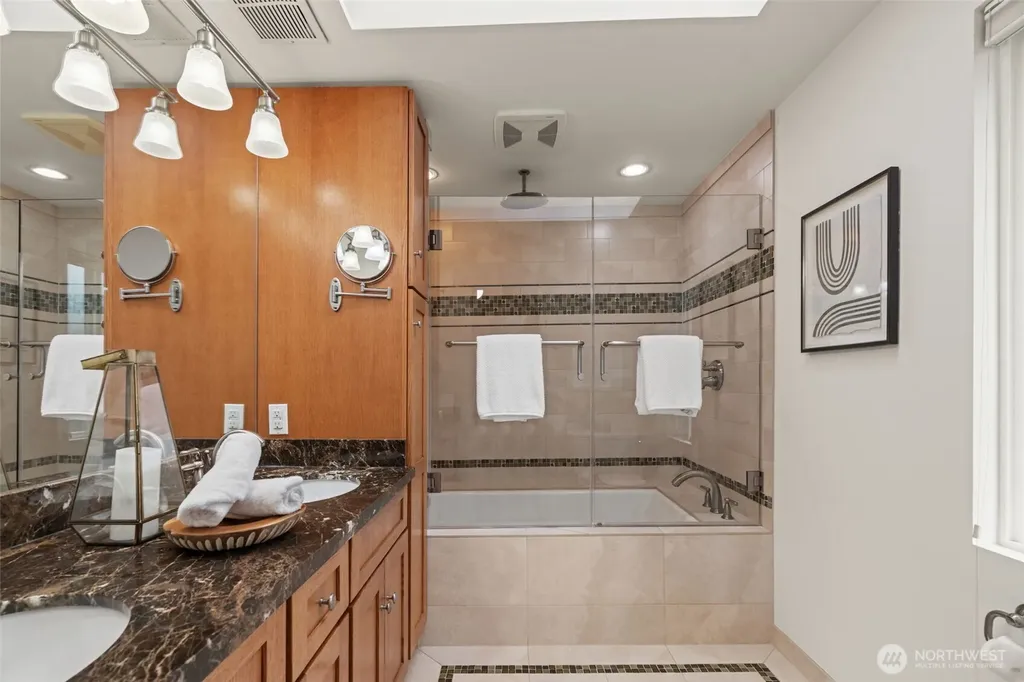 8615 184th Street SW Edmonds WA 98026