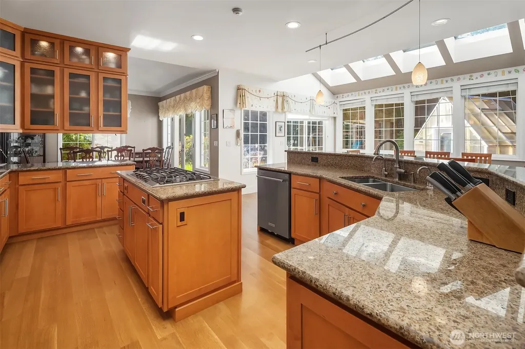 1631 180th Place SW Lynnwood WA 98037