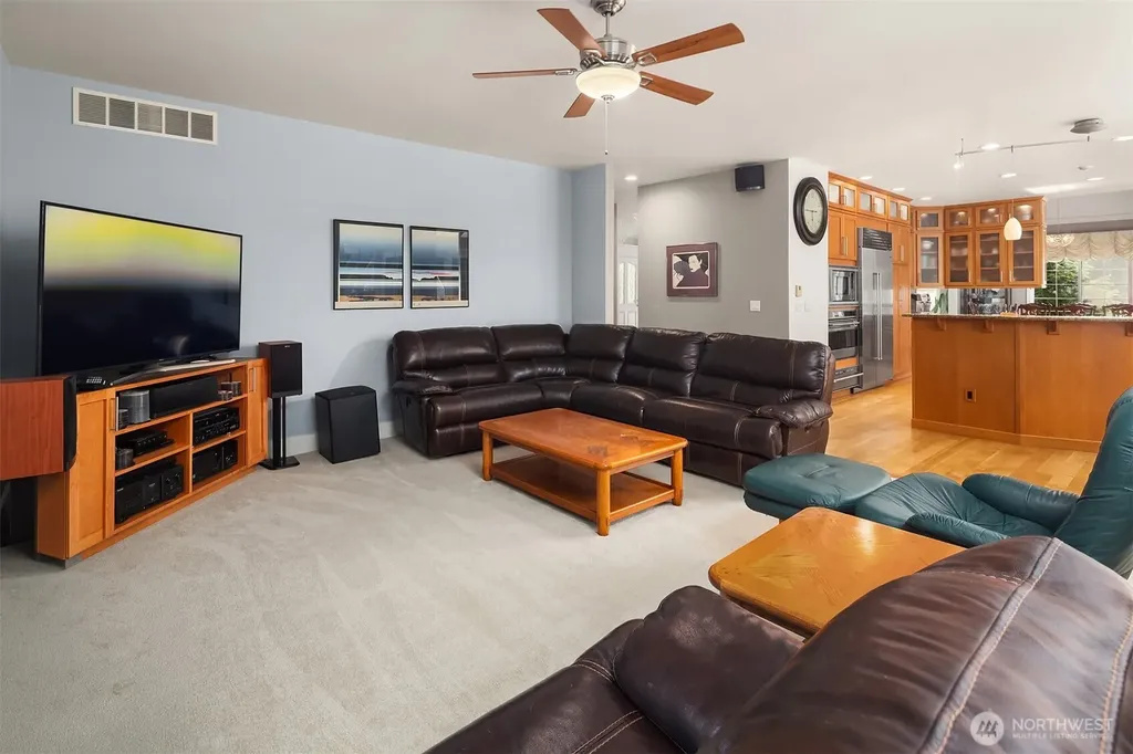 1631 180th Place SW Lynnwood WA 98037